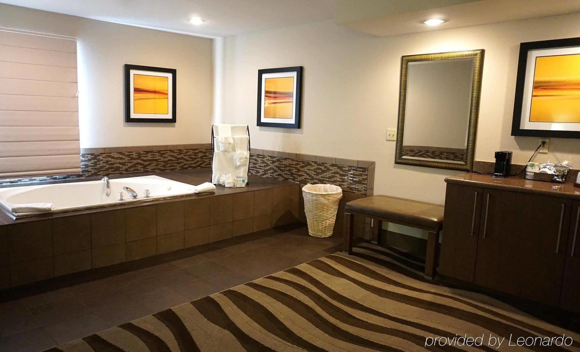 Hampton Inn Oakland-Hayward Zewnętrze zdjęcie